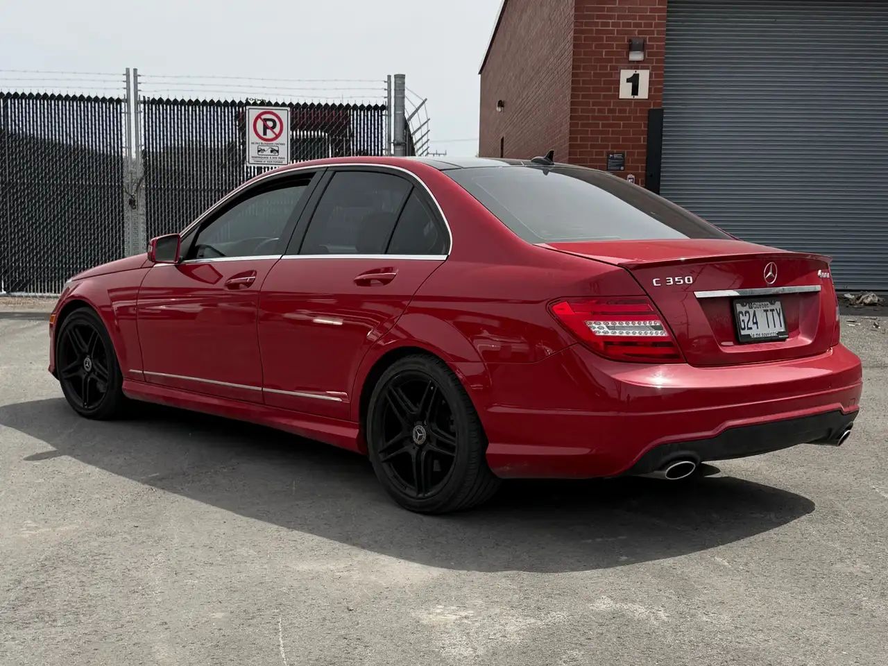 Mercedes-Benz C-Class photo Mercedes-Benz C-Class