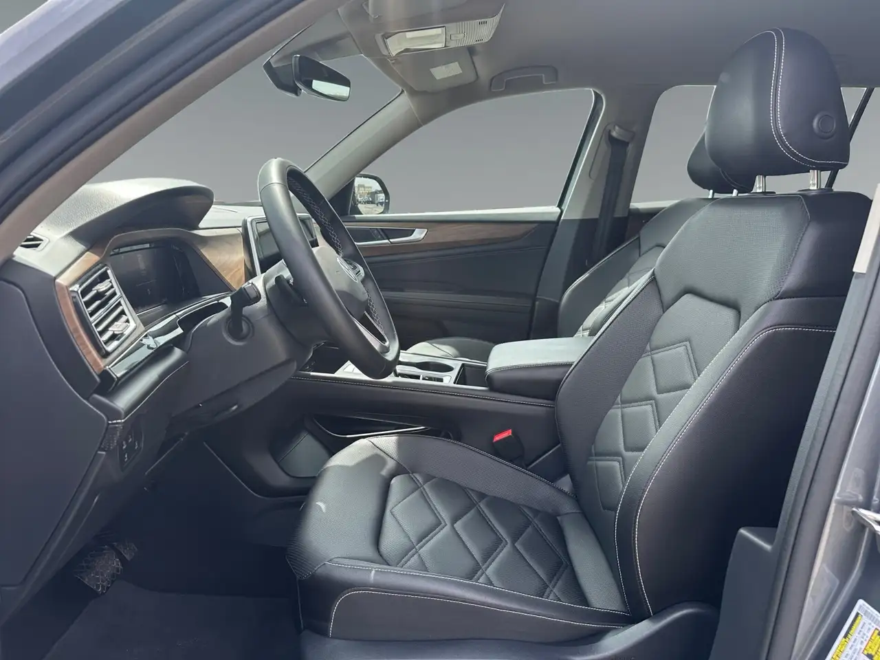 Volkswagen Atlas снимка Volkswagen Atlas