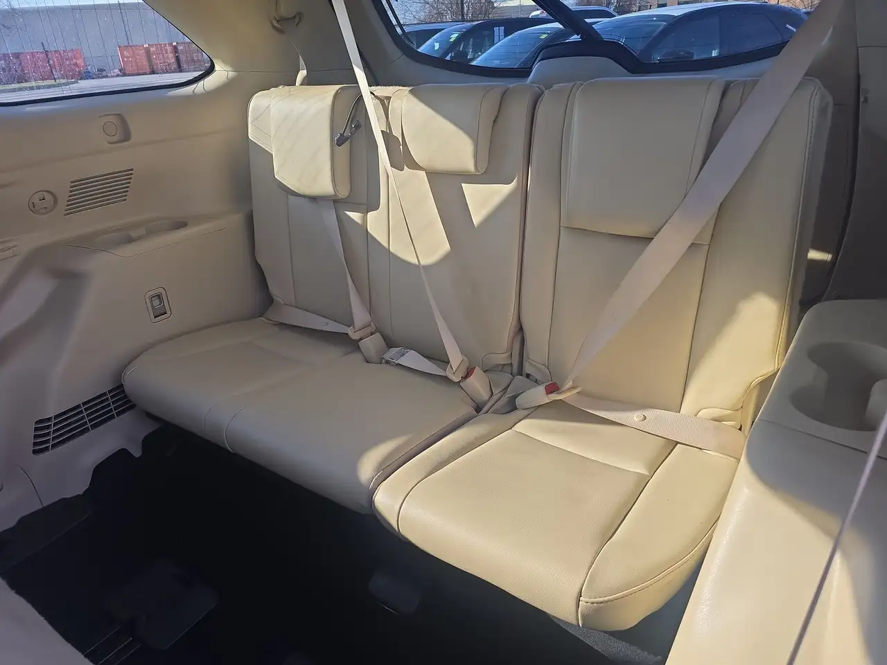 Toyota Highlander снимка Toyota Highlander