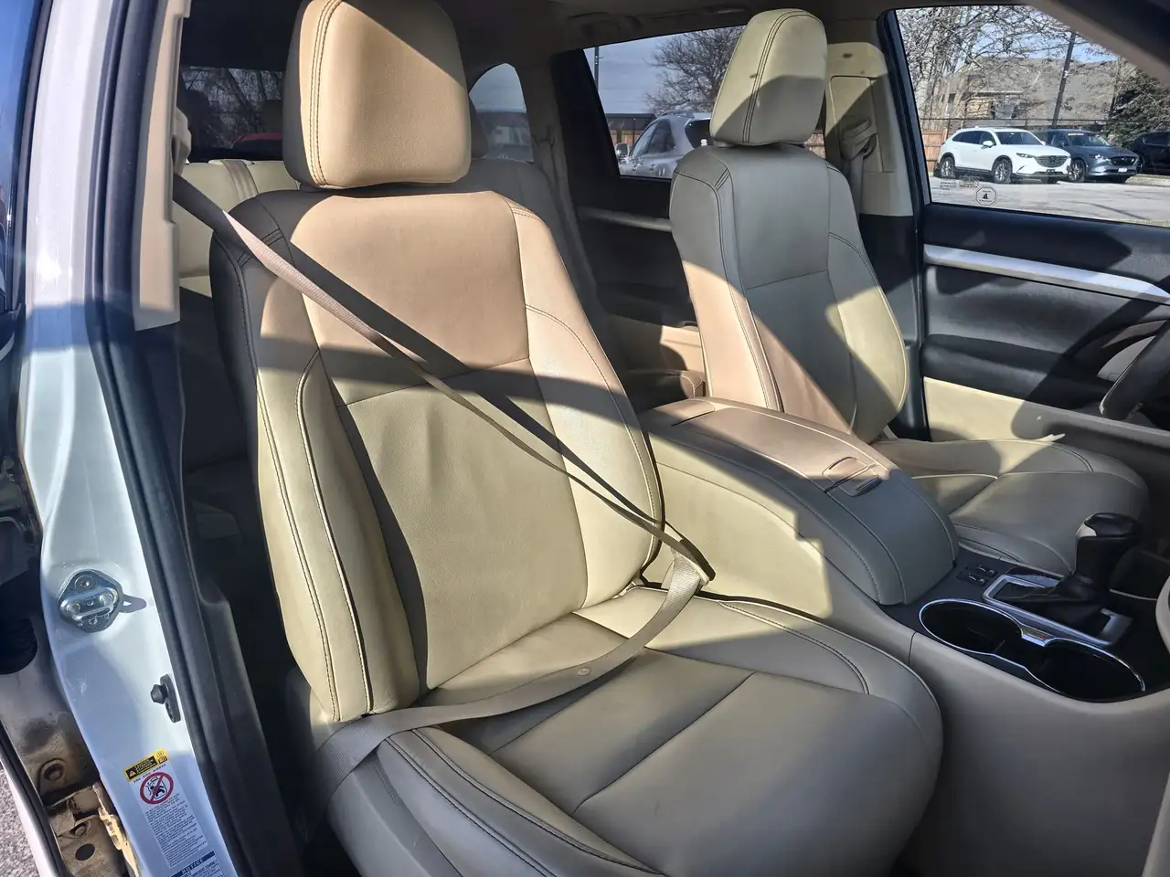 Toyota Highlander снимка Toyota Highlander