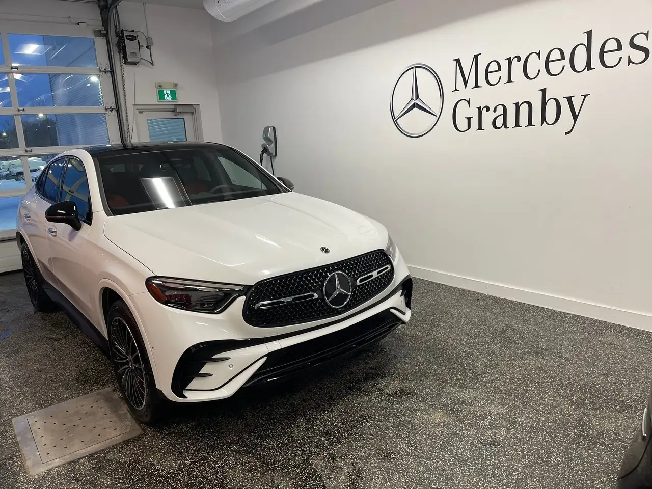 Mercedes-Benz GLC снимка Mercedes-Benz GLC