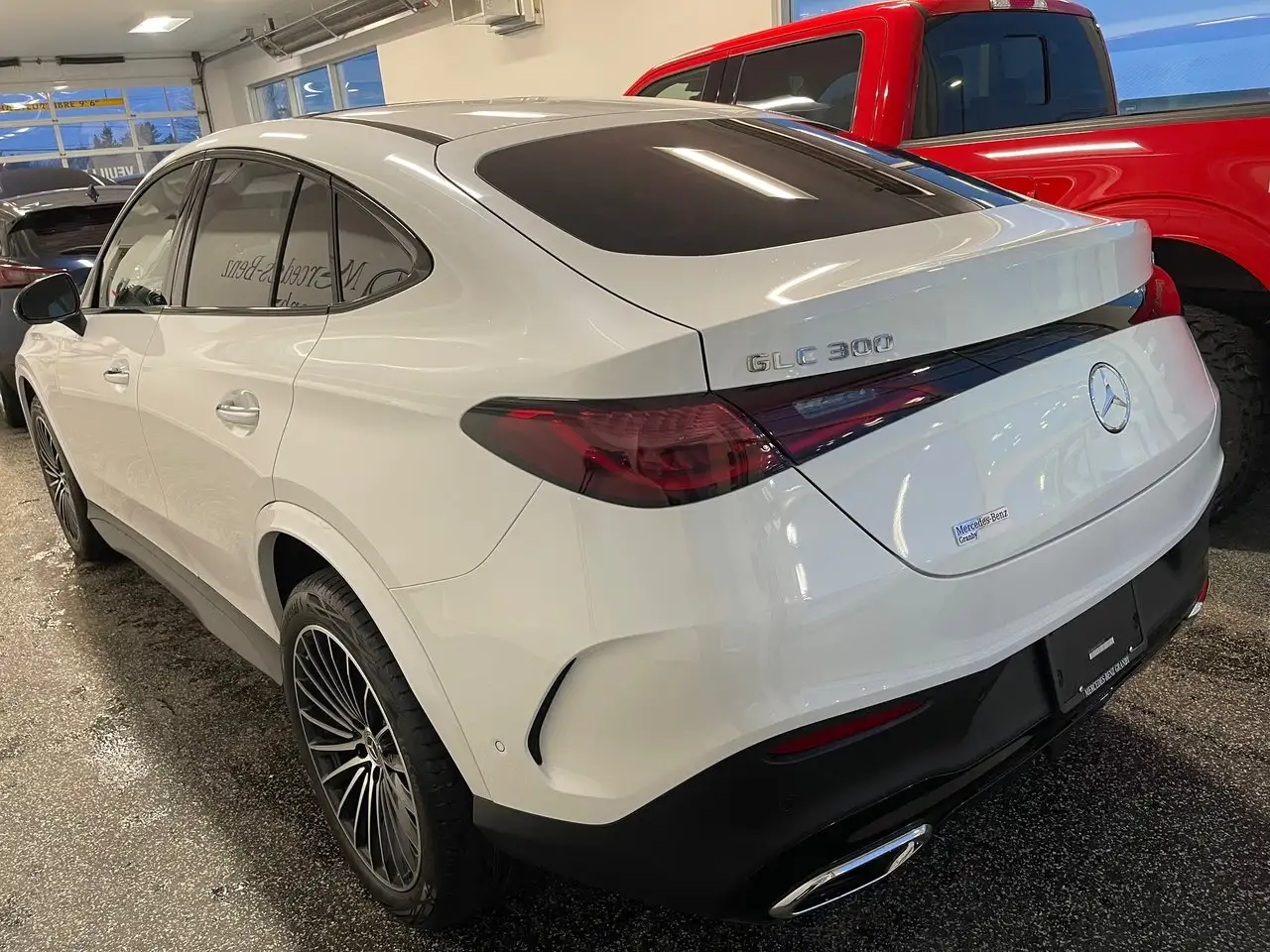 Mercedes-Benz GLC снимка Mercedes-Benz GLC