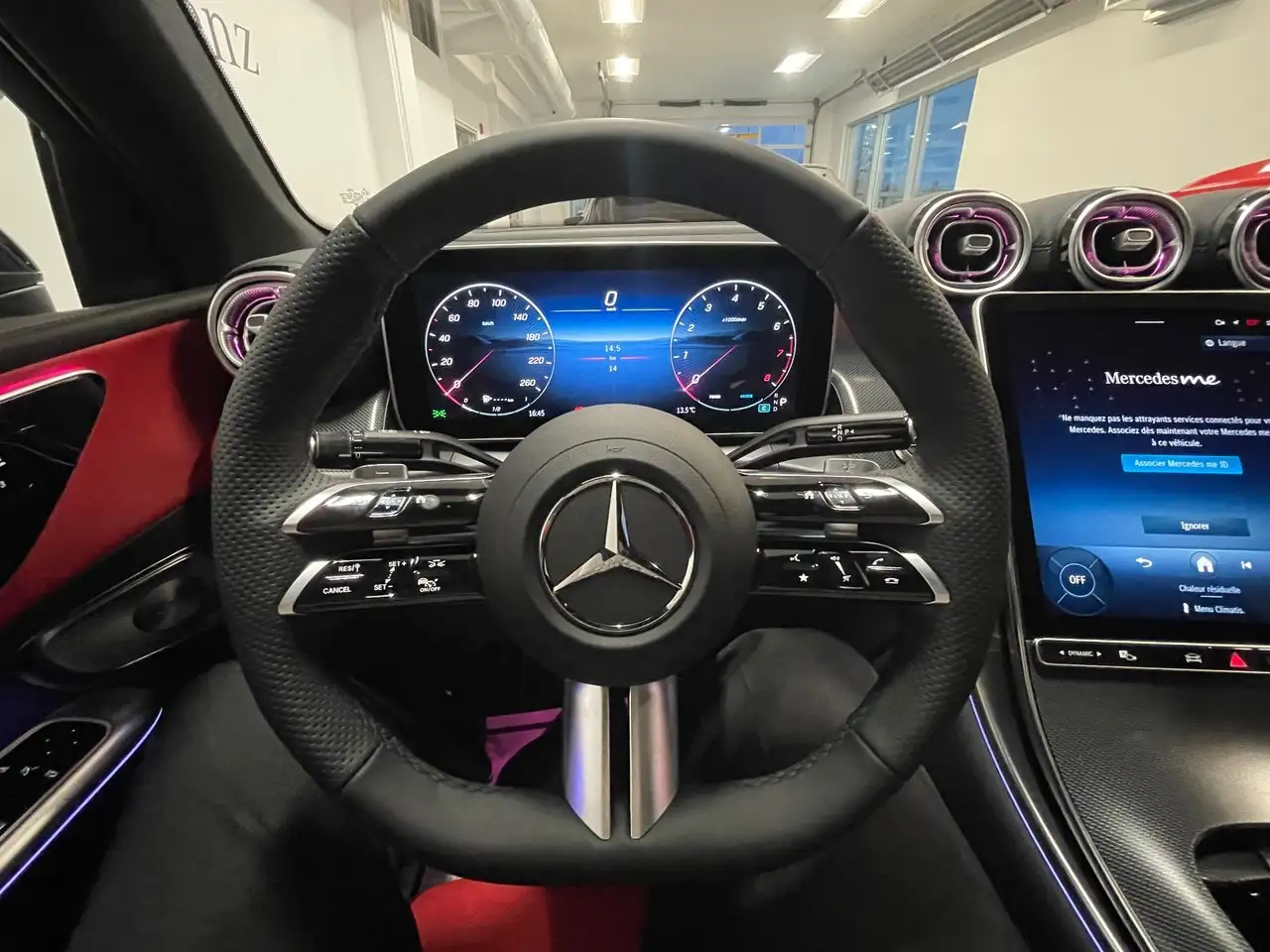 Mercedes-Benz GLC снимка Mercedes-Benz GLC