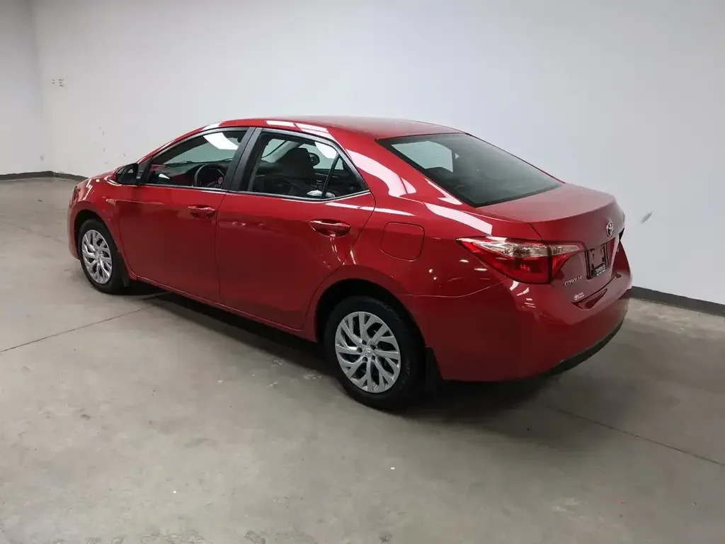 Toyota Corolla снимка Toyota Corolla