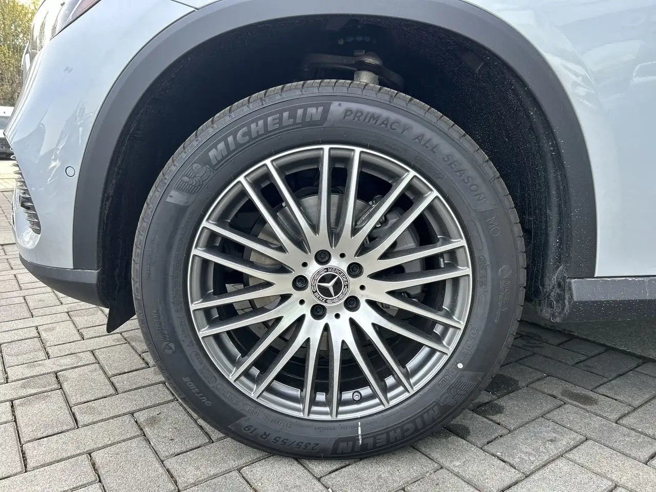 Mercedes-Benz GLC снимка Mercedes-Benz GLC