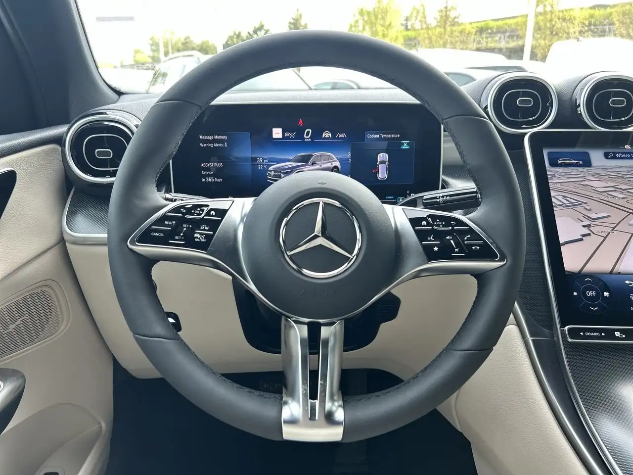 Mercedes-Benz GLC снимка Mercedes-Benz GLC