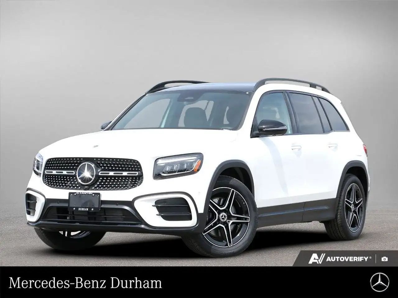 Mercedes-Benz GLB снимка Mercedes-Benz GLB