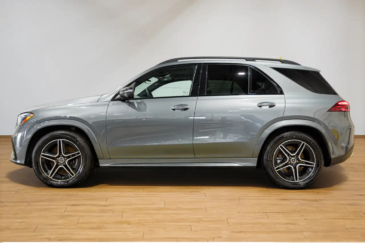 Mercedes-Benz GLE снимка Mercedes-Benz GLE