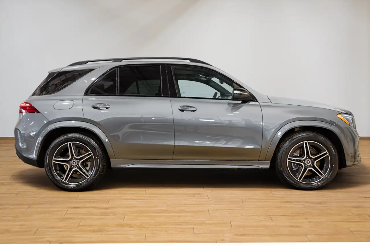Mercedes-Benz GLE снимка Mercedes-Benz GLE