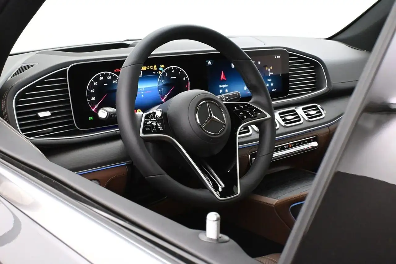 Mercedes-Benz GLE снимка Mercedes-Benz GLE