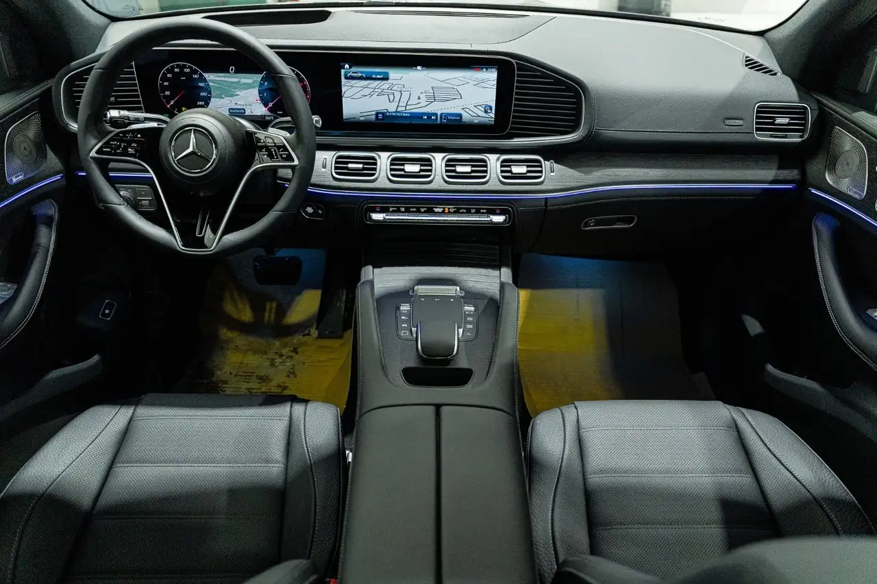 Mercedes-Benz GLE снимка Mercedes-Benz GLE