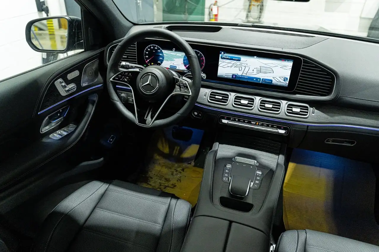 Mercedes-Benz GLE снимка Mercedes-Benz GLE