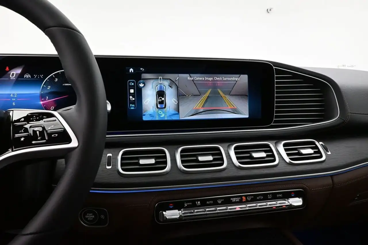 Mercedes-Benz GLE снимка Mercedes-Benz GLE