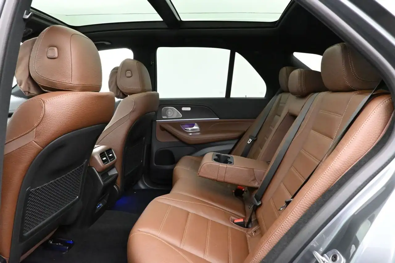 Mercedes-Benz GLE снимка Mercedes-Benz GLE