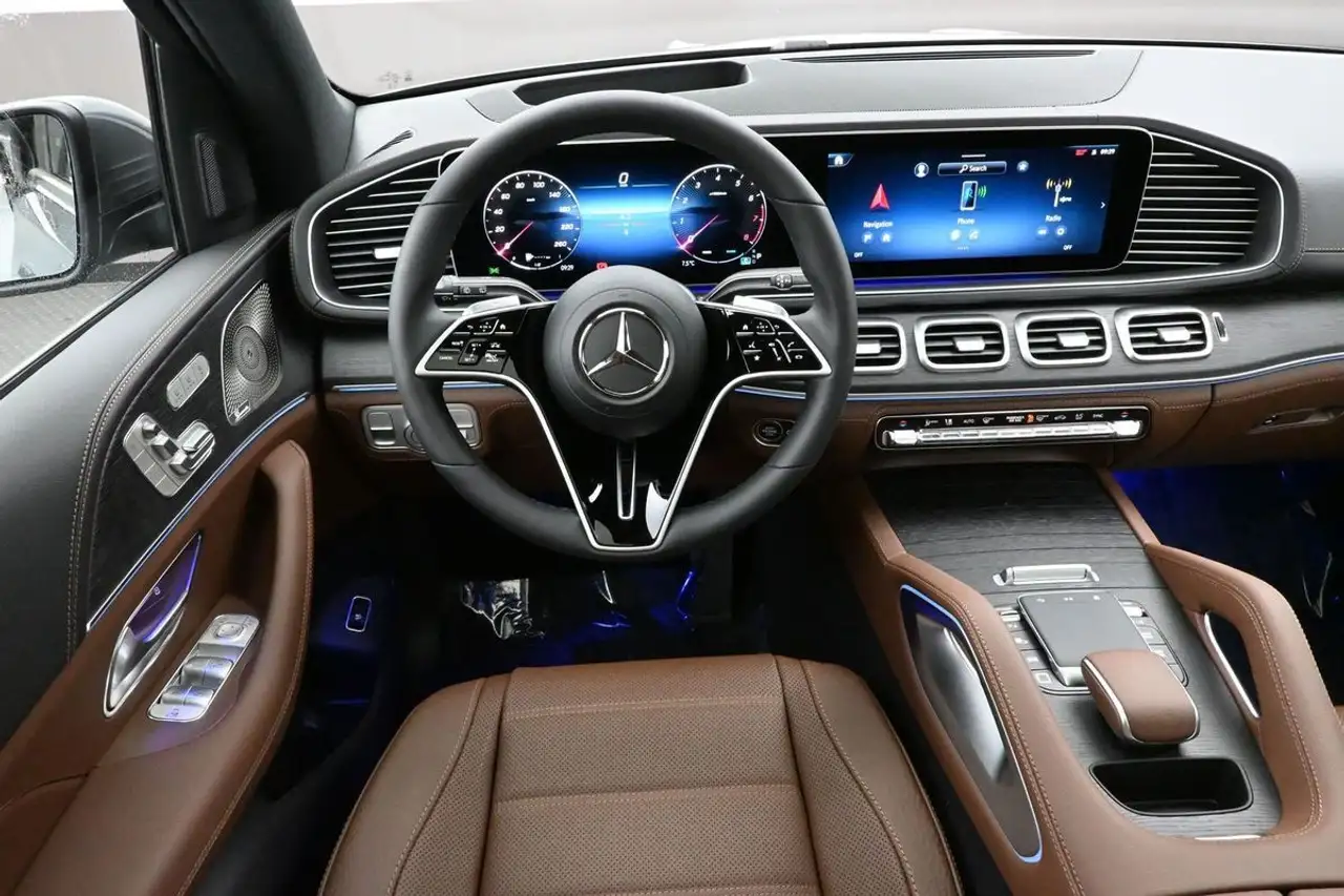 Mercedes-Benz GLE снимка Mercedes-Benz GLE
