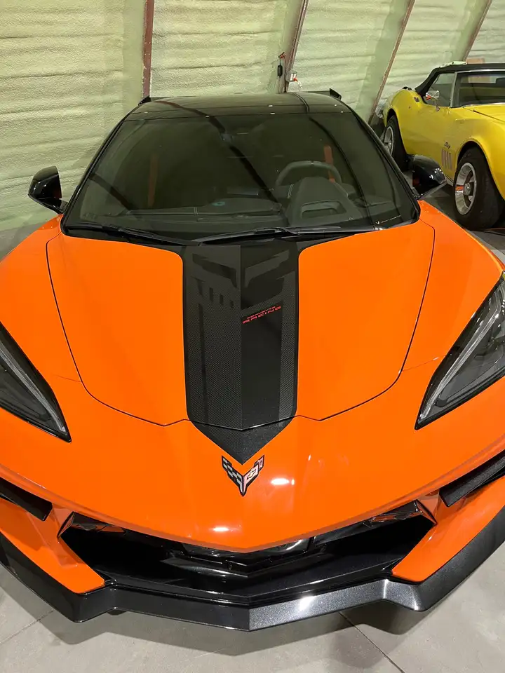 Chevrolet Corvette снимка Chevrolet Corvette