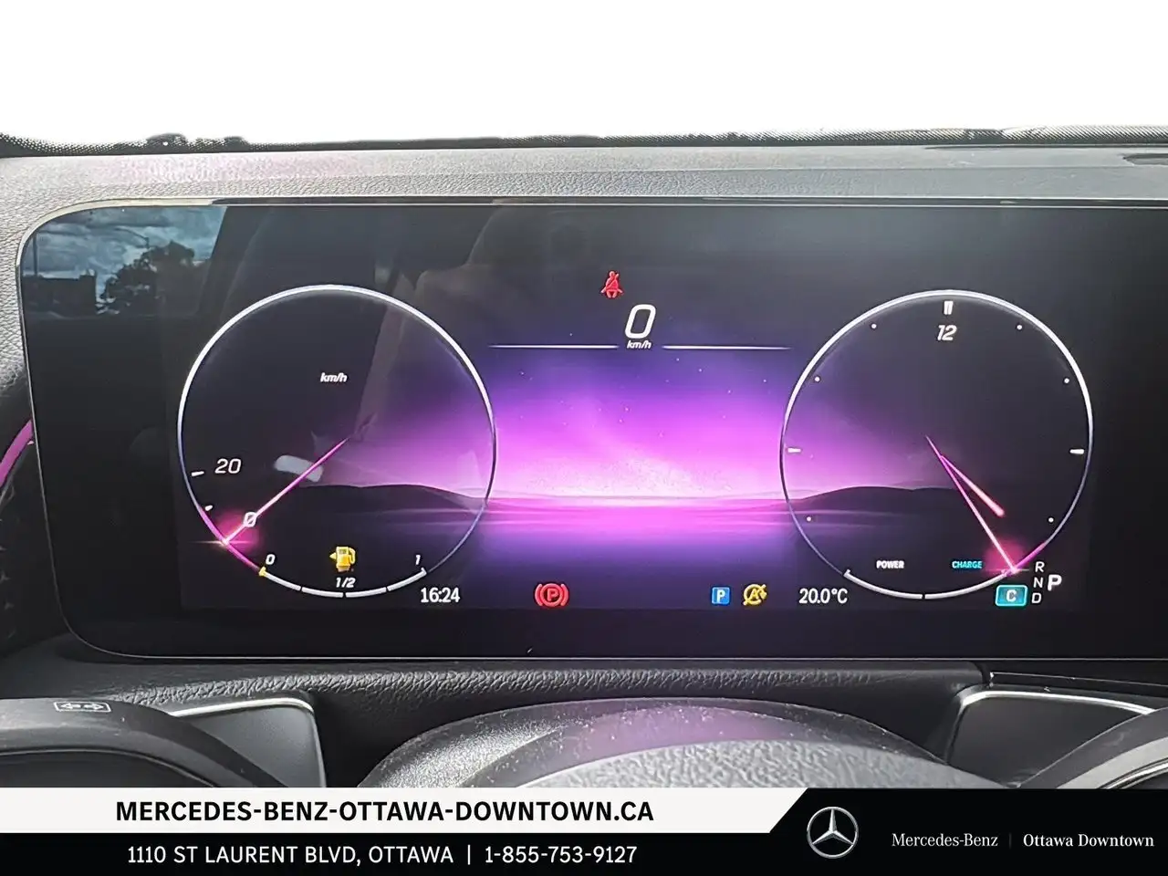 Mercedes-Benz GLB снимка Mercedes-Benz GLB