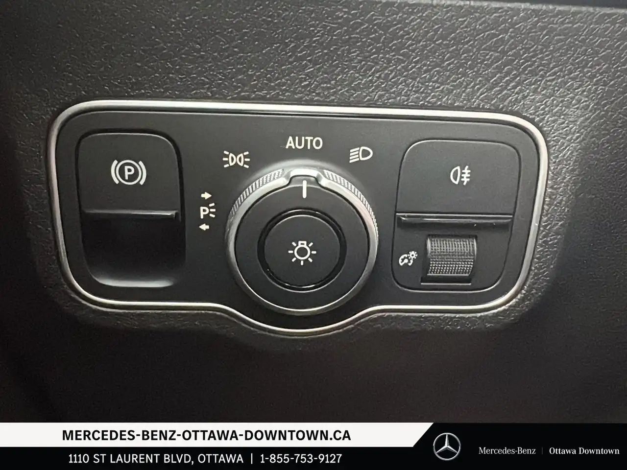 Mercedes-Benz GLB снимка Mercedes-Benz GLB