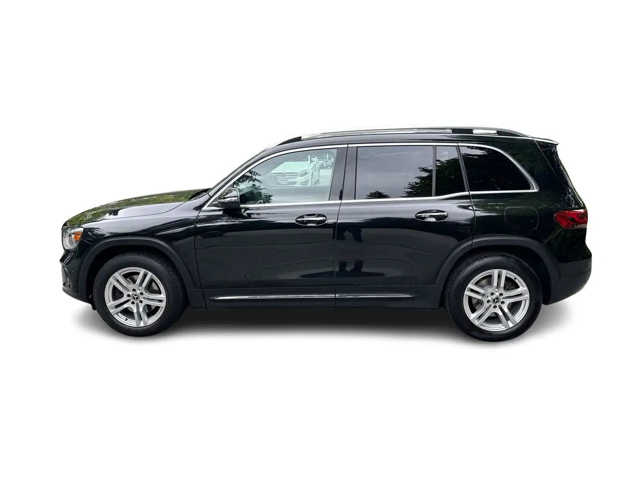 Mercedes-Benz GLB снимка Mercedes-Benz GLB