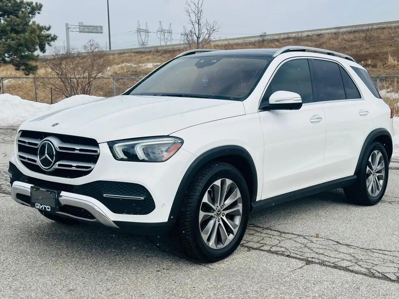 Mercedes-Benz GLE снимка Mercedes-Benz GLE