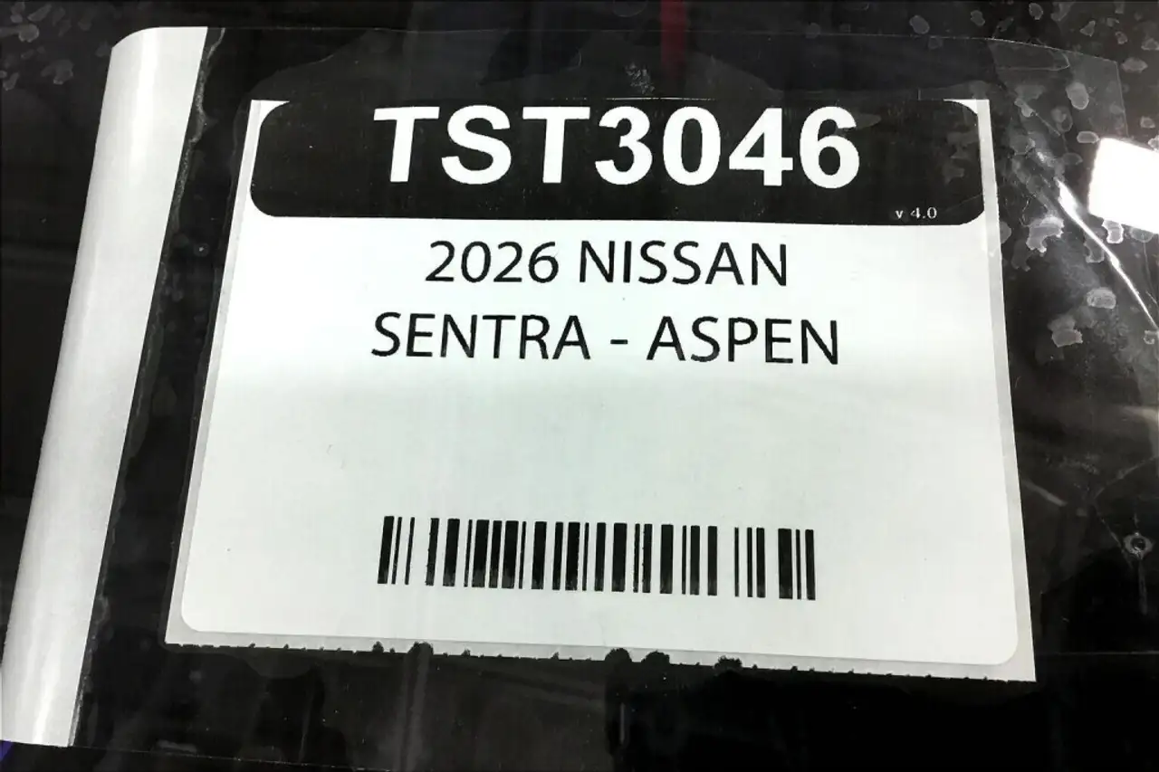 Nissan Sentra снимка Nissan Sentra