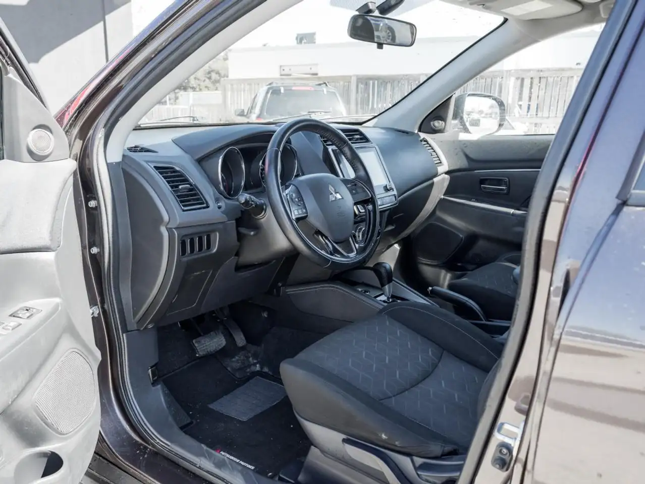 Mitsubishi RVR снимка Mitsubishi RVR