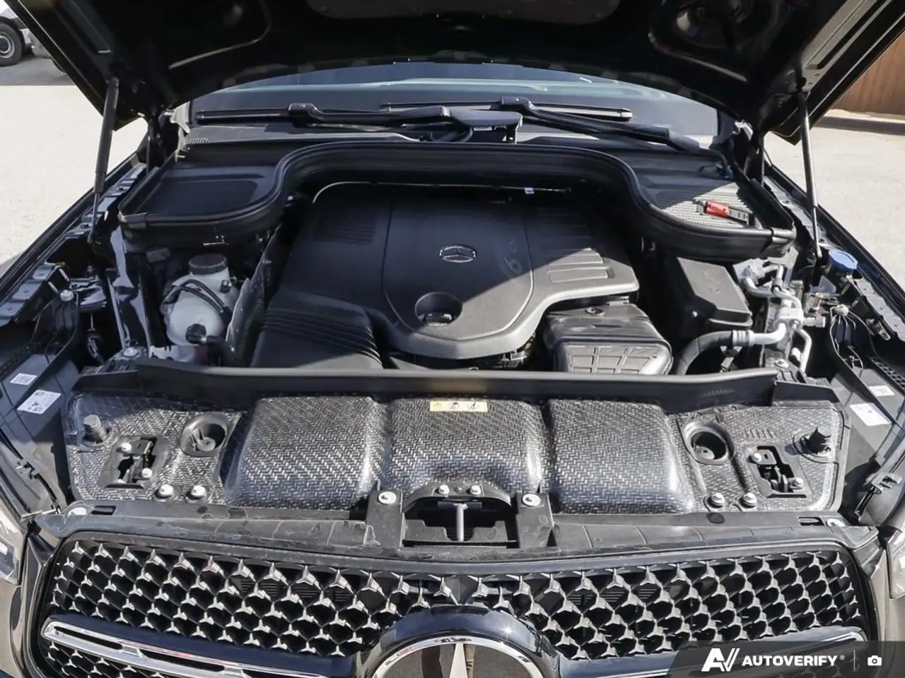 Mercedes-Benz GLE снимка Mercedes-Benz GLE