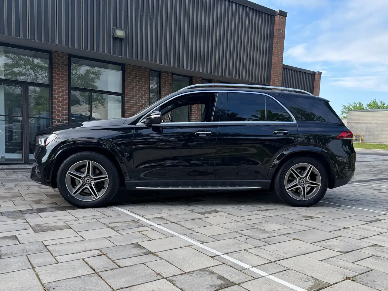 Mercedes-Benz GLE снимка Mercedes-Benz GLE