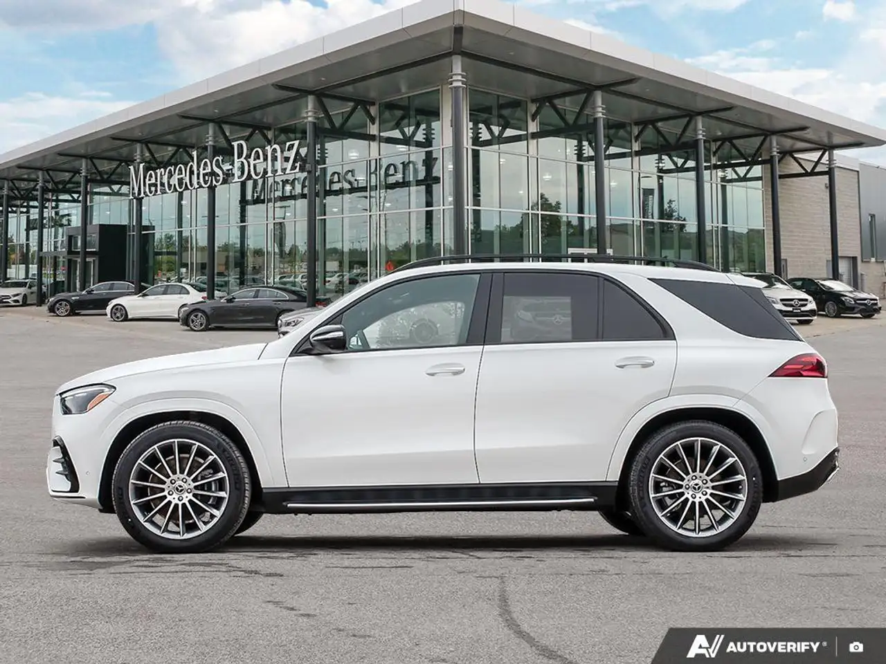 Mercedes-Benz GLE снимка Mercedes-Benz GLE