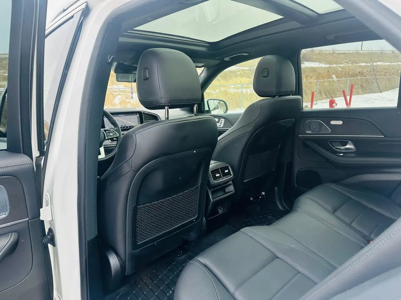Mercedes-Benz GLE снимка Mercedes-Benz GLE