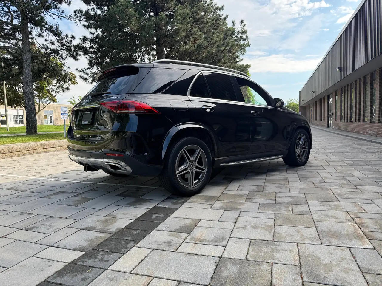 Mercedes-Benz GLE снимка Mercedes-Benz GLE