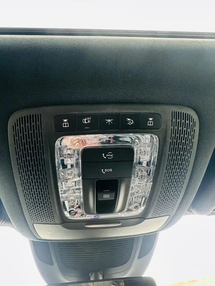 Mercedes-Benz GLE снимка Mercedes-Benz GLE