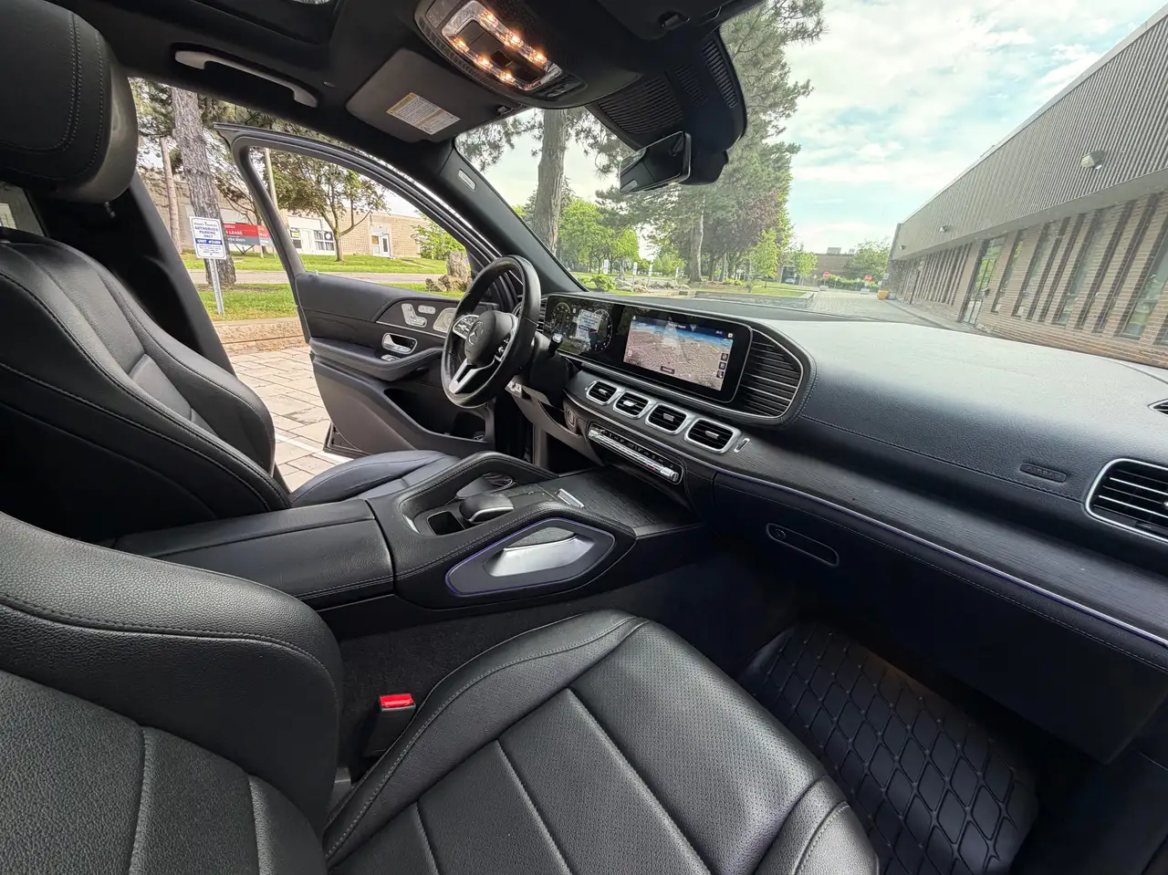 Mercedes-Benz GLE снимка Mercedes-Benz GLE