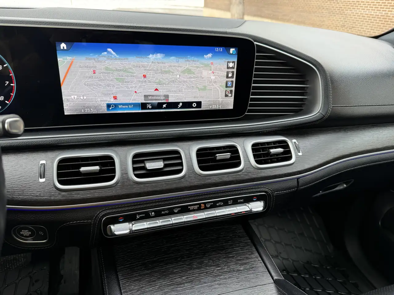 Mercedes-Benz GLE снимка Mercedes-Benz GLE