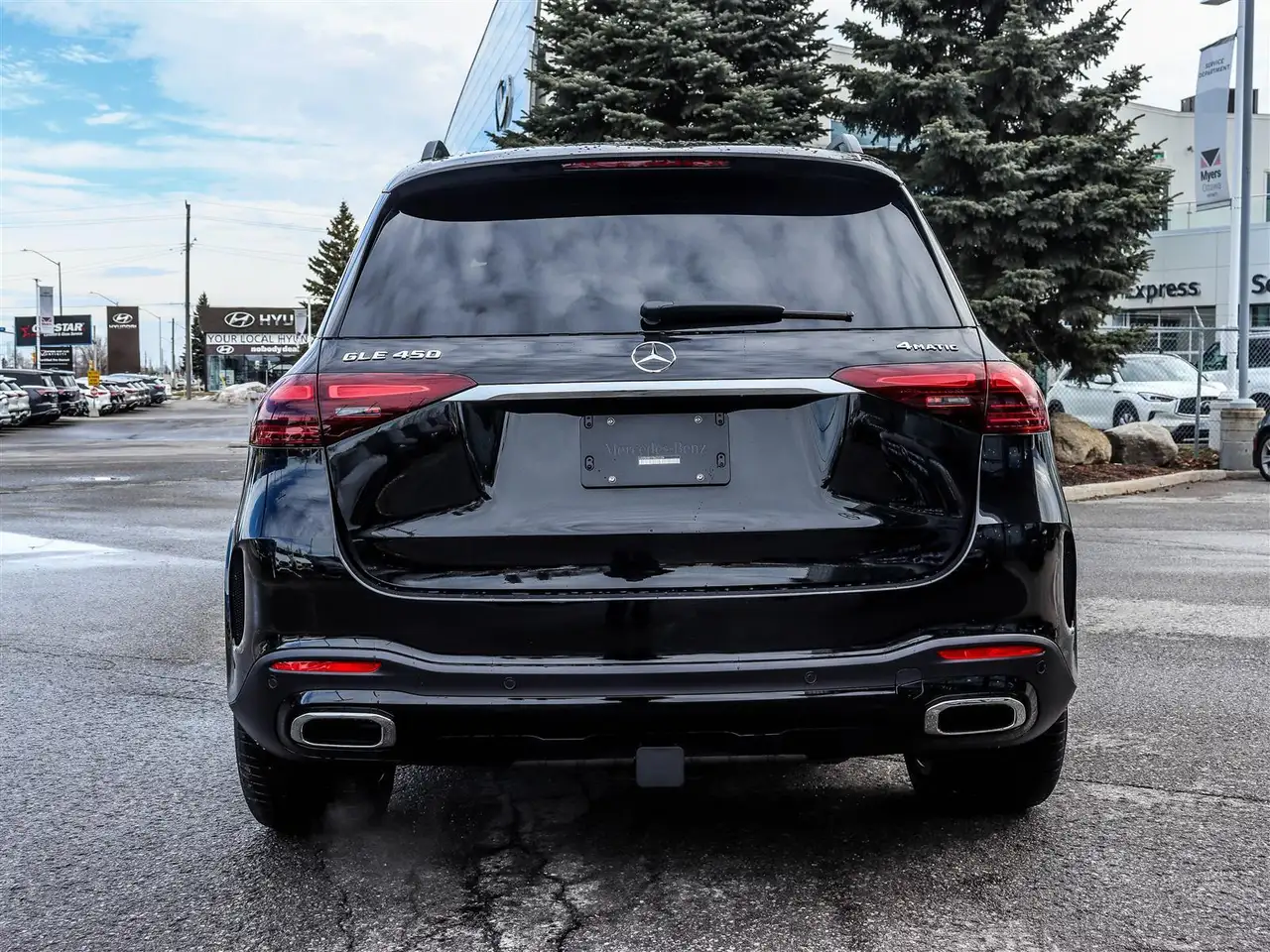 Mercedes-Benz GLE снимка Mercedes-Benz GLE