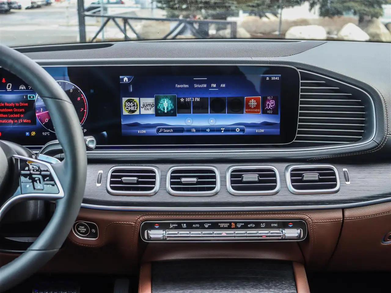Mercedes-Benz GLE снимка Mercedes-Benz GLE