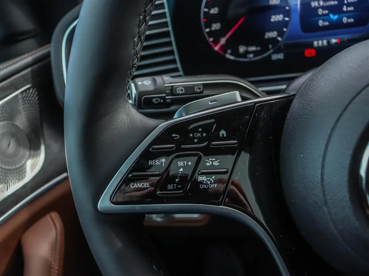 Mercedes-Benz GLE снимка Mercedes-Benz GLE