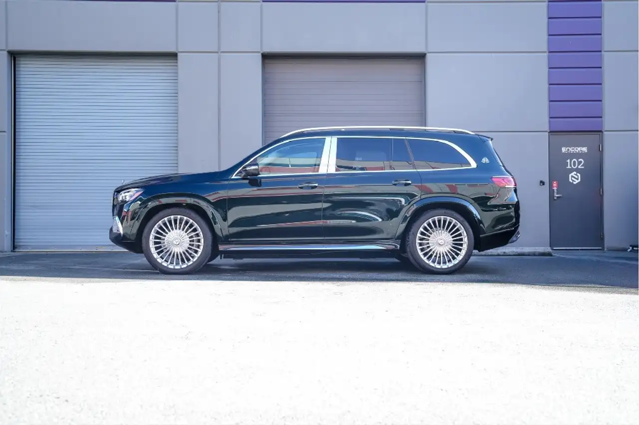 Mercedes-Benz GLS снимка Mercedes-Benz GLS