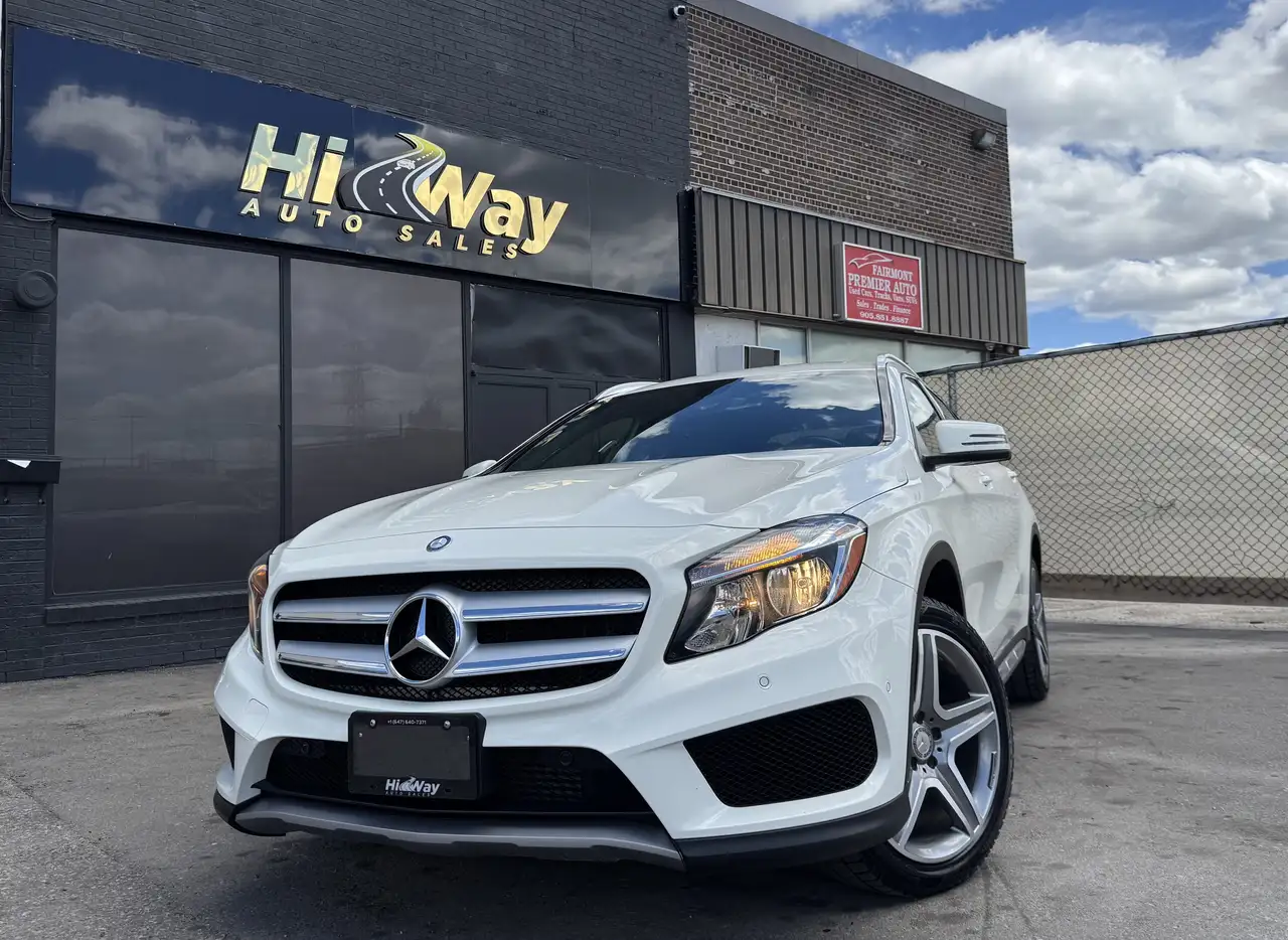 Mercedes-Benz GLA photo Mercedes-Benz GLA
