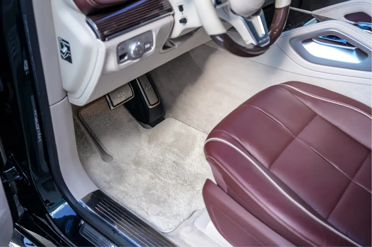Mercedes-Benz GLS снимка Mercedes-Benz GLS