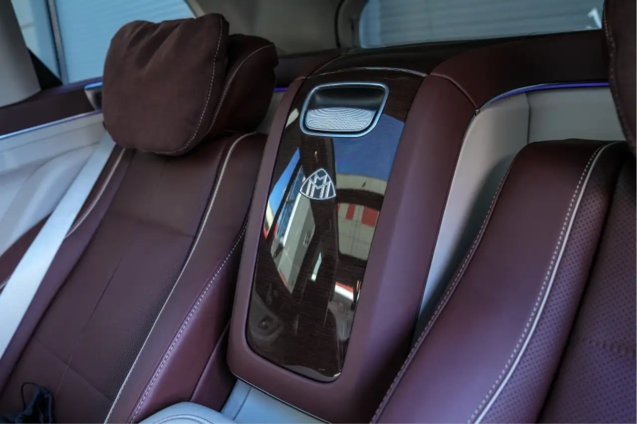 Mercedes-Benz GLS снимка Mercedes-Benz GLS