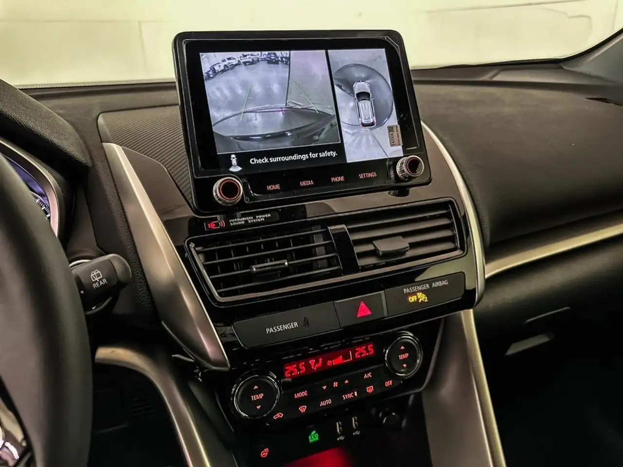 Mitsubishi Eclipse Cross снимка Mitsubishi Eclipse Cross