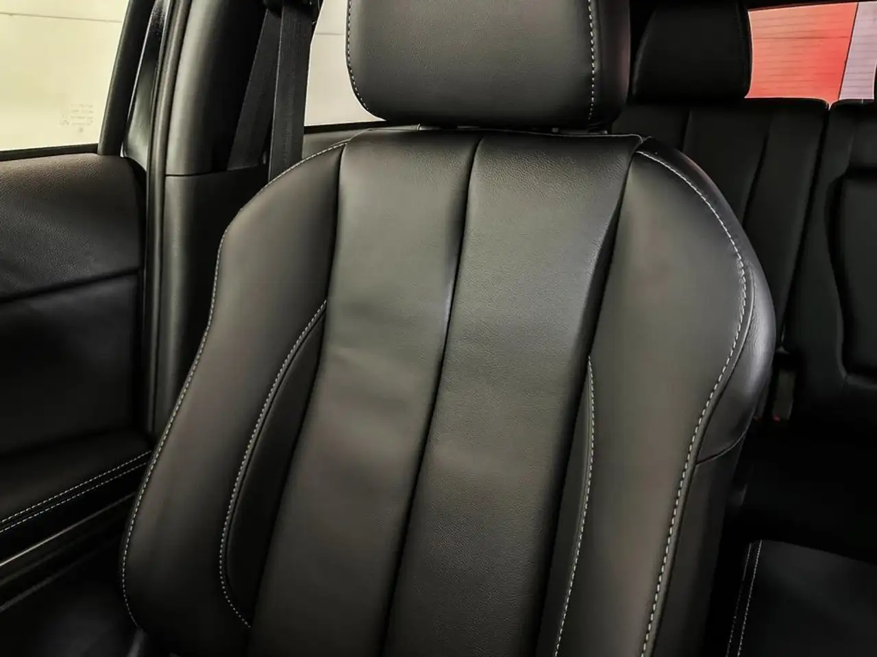 Mitsubishi Eclipse Cross снимка Mitsubishi Eclipse Cross