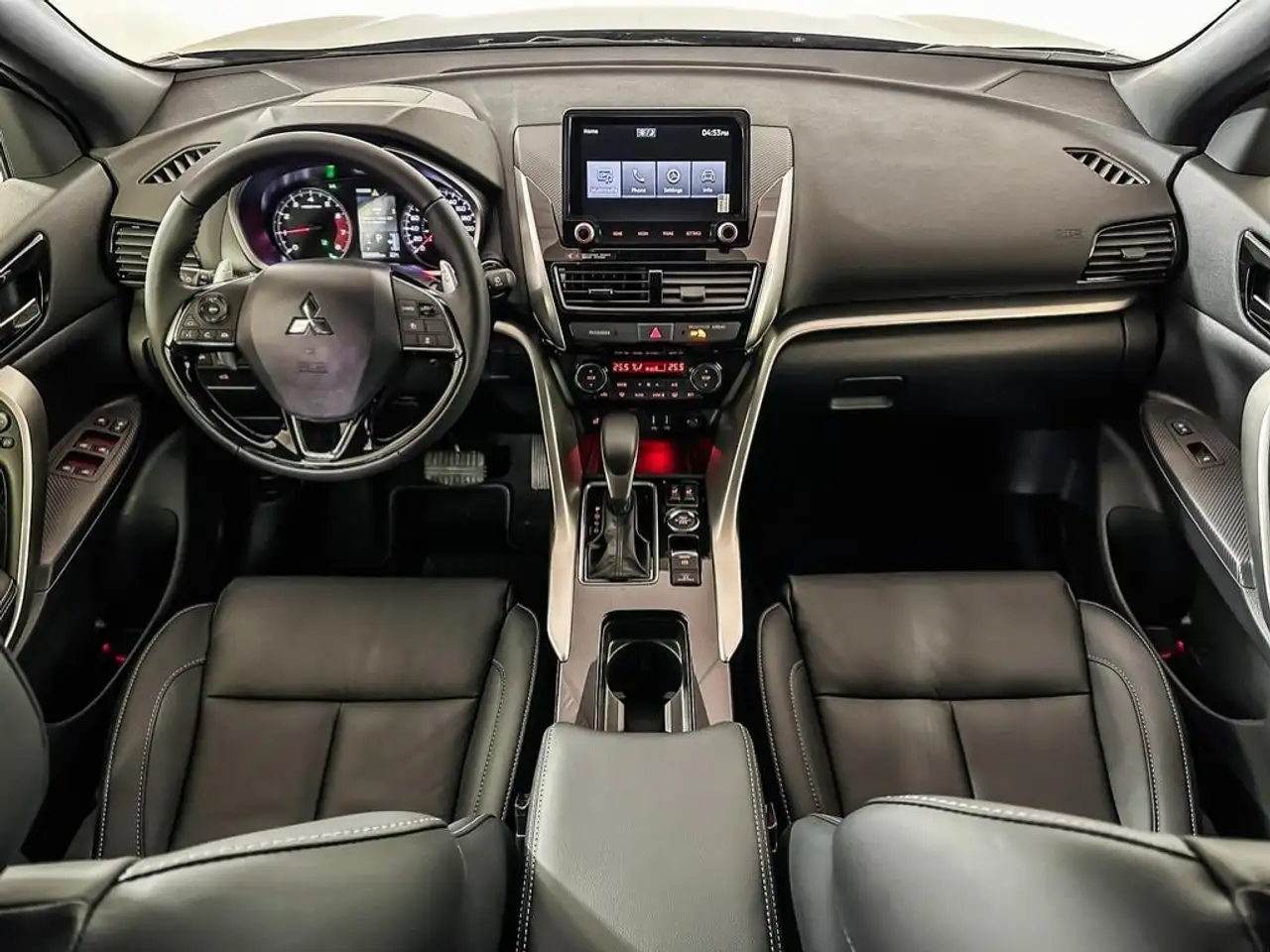 Mitsubishi Eclipse Cross снимка Mitsubishi Eclipse Cross