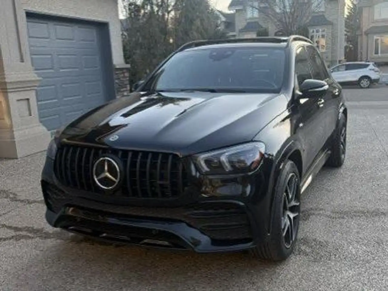 Mercedes-Benz GLE снимка Mercedes-Benz GLE