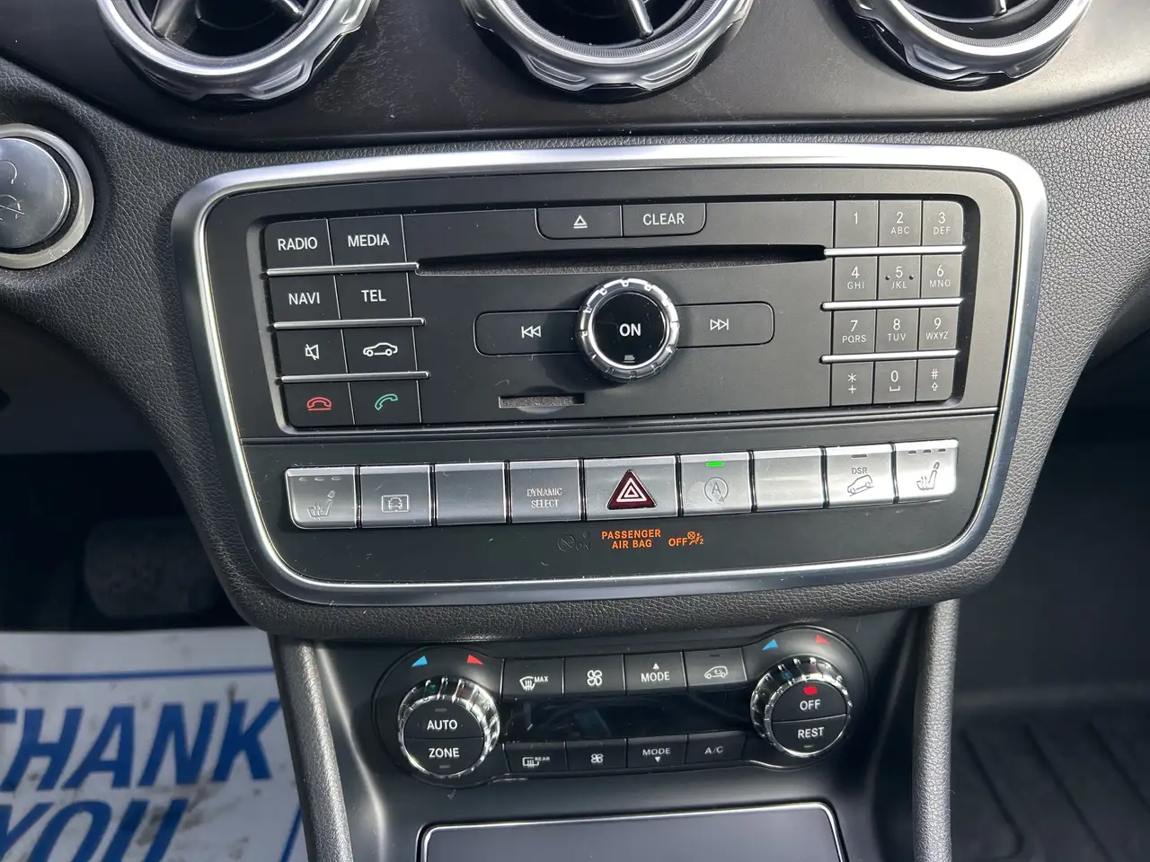 Mercedes-Benz GLA снимка Mercedes-Benz GLA
