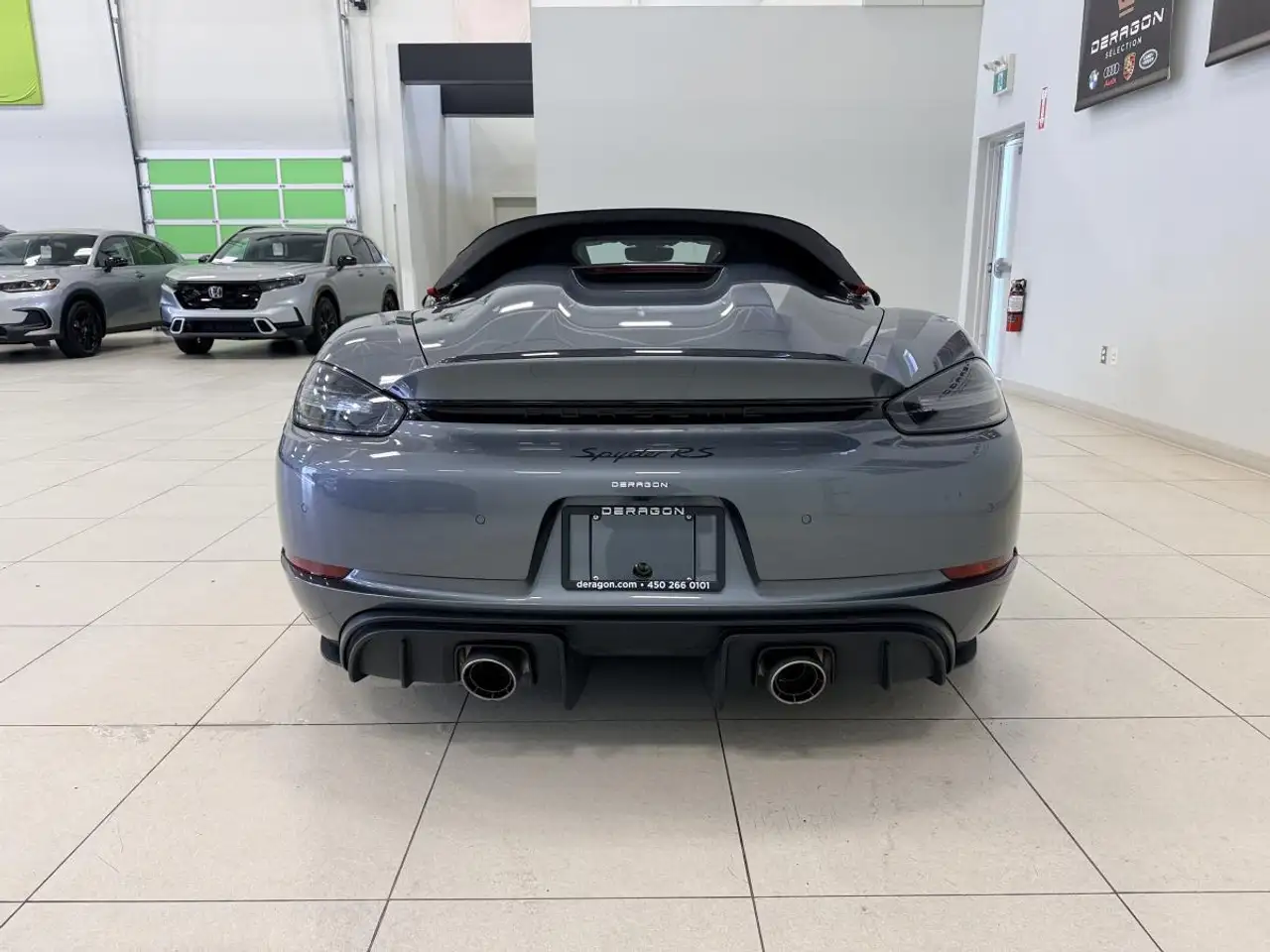 Porsche 718 Spyder снимка Porsche 718 Spyder