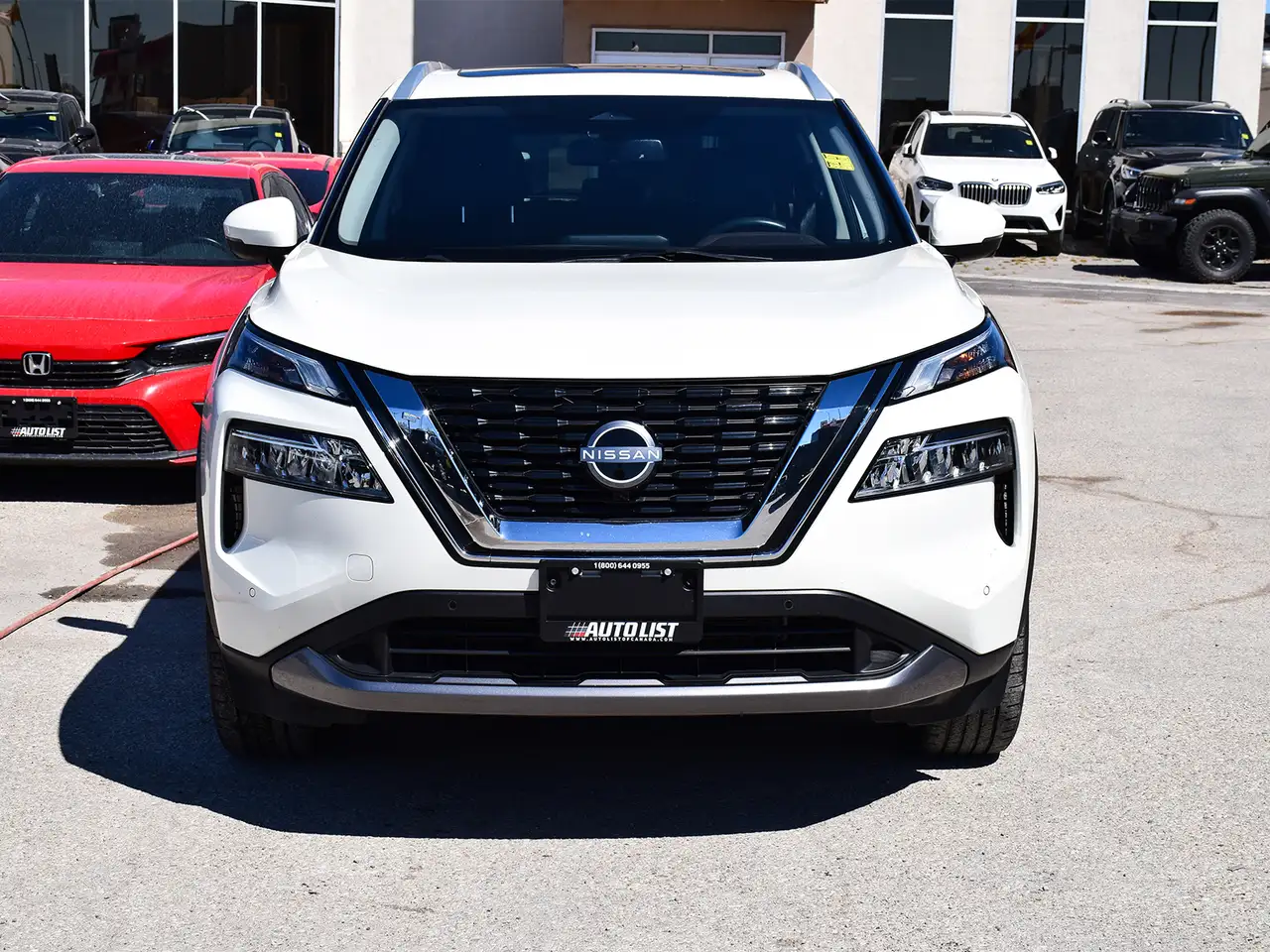Nissan Rogue снимка Nissan Rogue