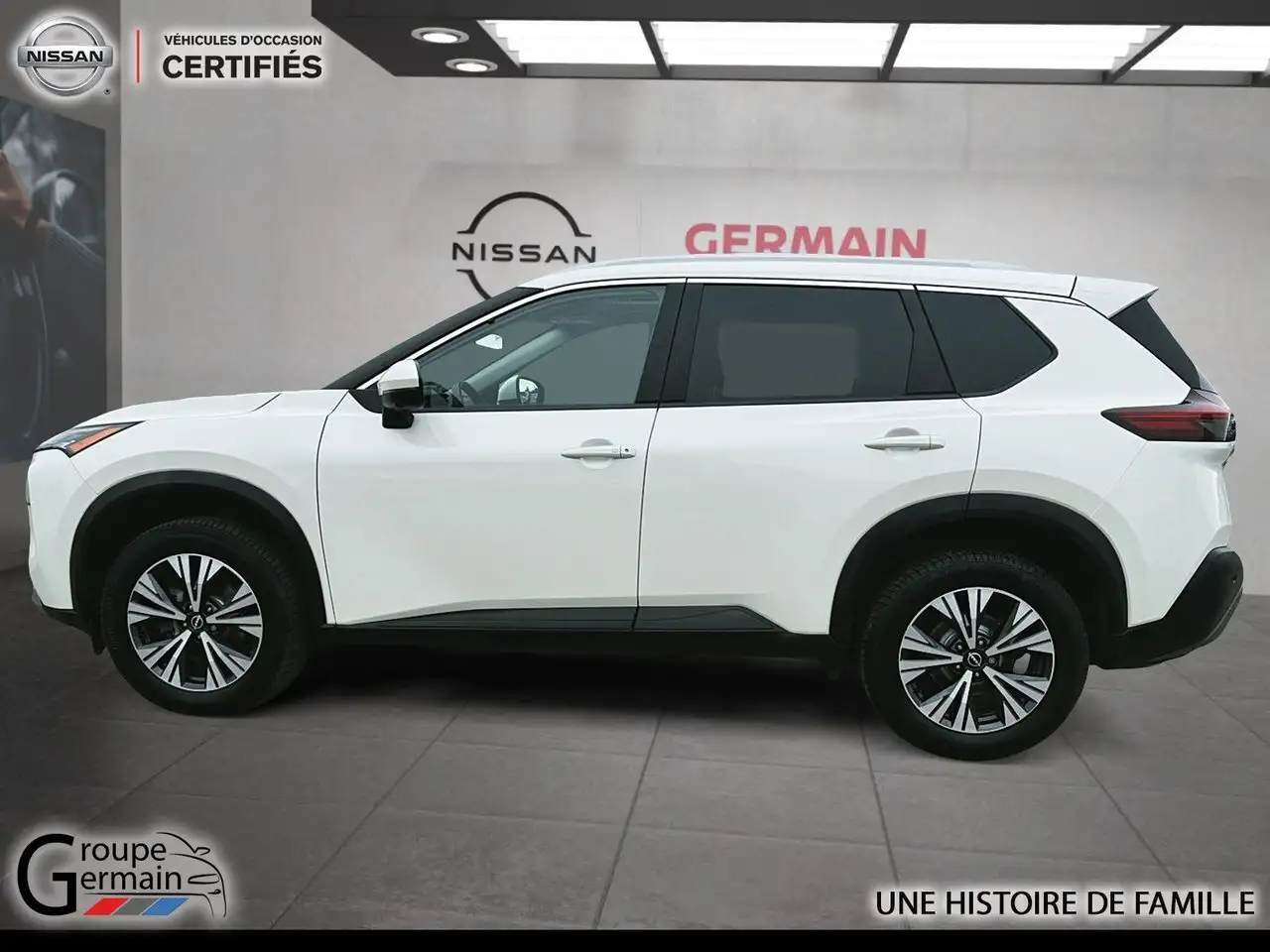 Nissan Rogue снимка Nissan Rogue