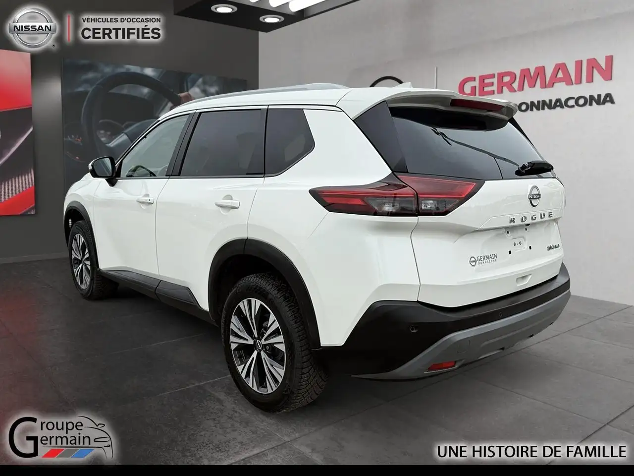 Nissan Rogue снимка Nissan Rogue
